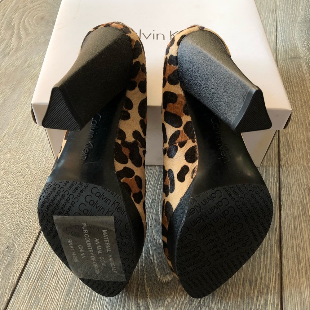 Calvin Klein Emmy Leopard Print Pumps - Picture 6 of 7
